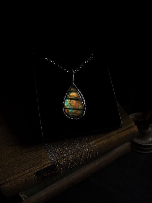 LABRADORITE