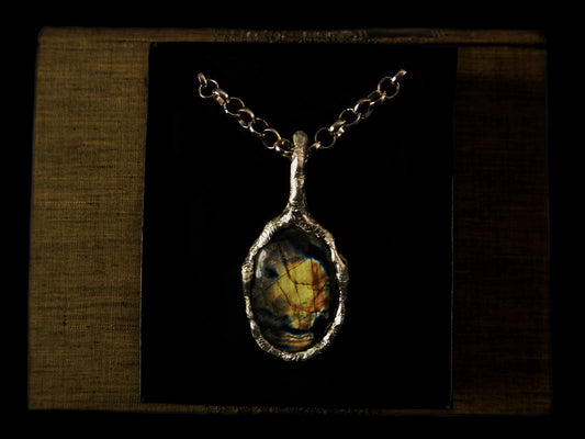 LABRADORITE