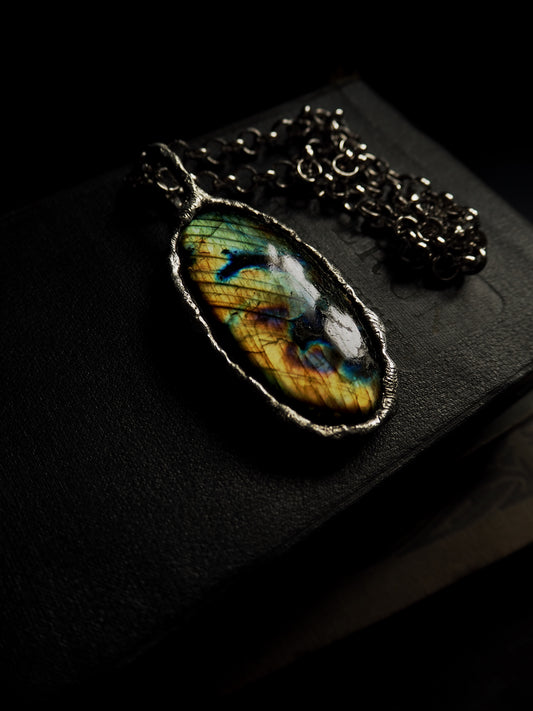 LABRADORITE